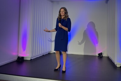 Moderatorin für Wirtschaft und Finanzen Daniela Landgraf