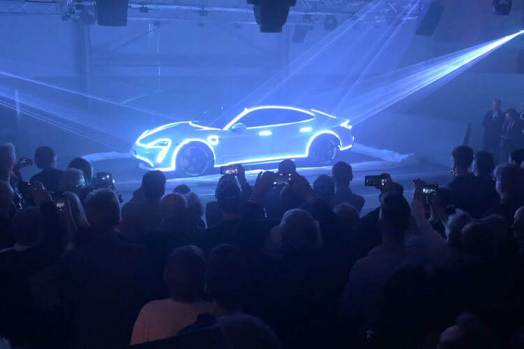 Laser-Autopräsentation