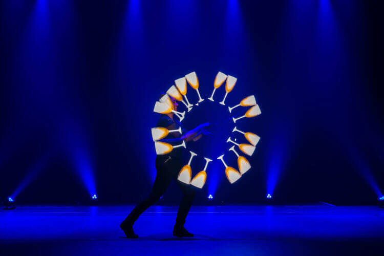 Viola Schley - LED-Poi