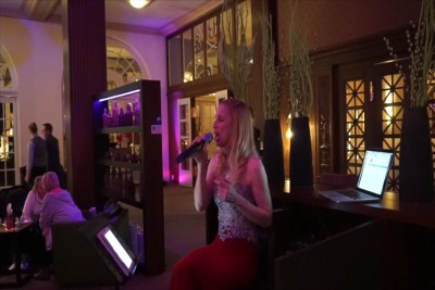 Kimia Scarlett live