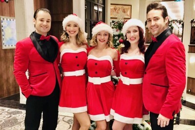 Weihnachtsshow-Ensemble