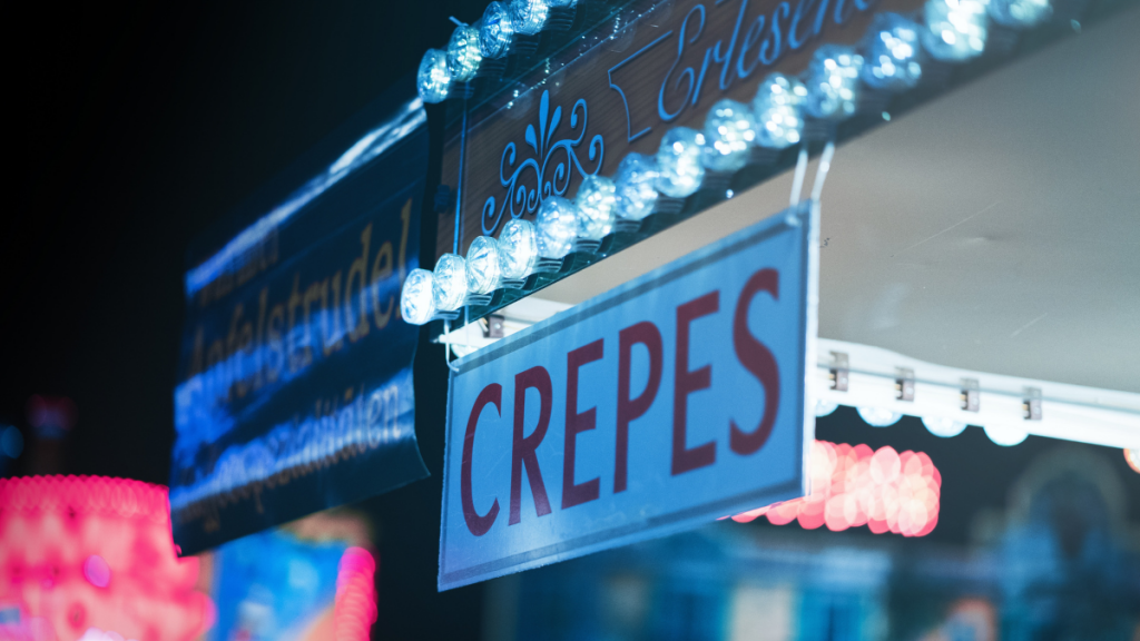 Schild mit der Aufschrift Crepes