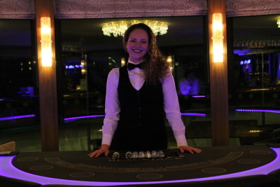 Croupier bei Black Jack