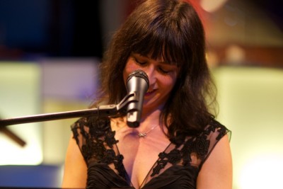 Pearls Of Berlin am Klavier