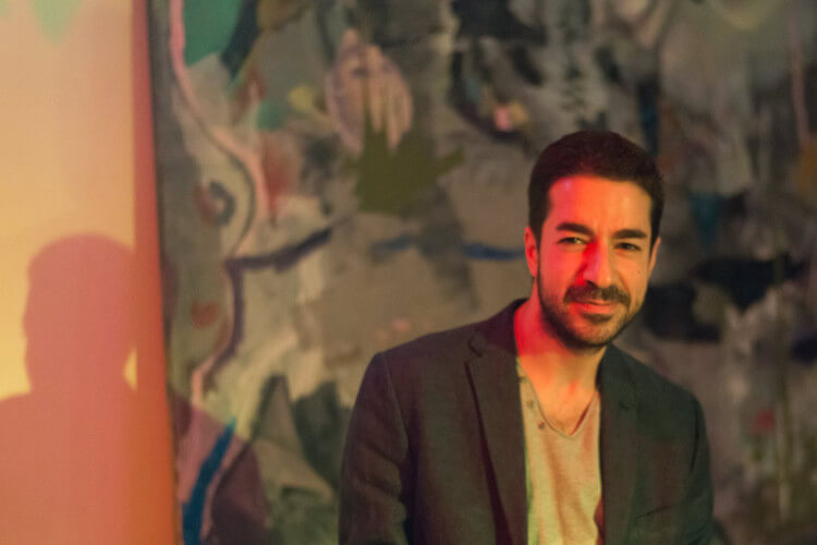 Misha Ognianer am Klavier