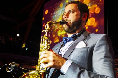 Adrian Planitz, Live Saxophone Performance, No Man No Cry - Sax Cover