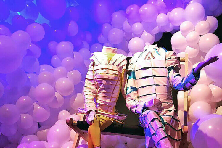 Walk act Head-Less-Club für Firmenveranstaltungen