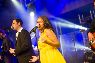 Premium Liveband mit Wyclef Jean und Stefanie Heinzmann