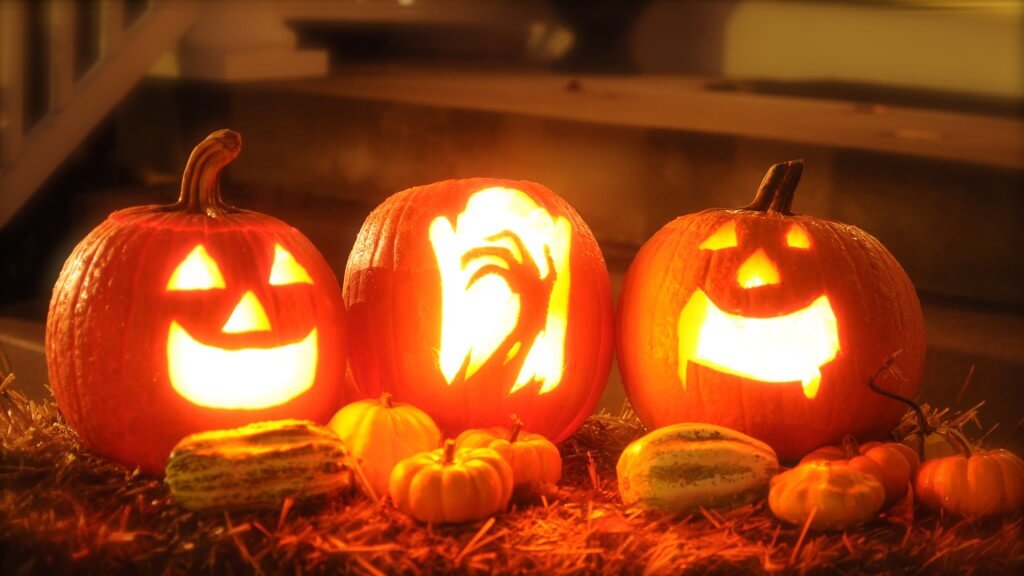 Rübengeister oder Halloweenkürbisse? Darüber scheiden sich die Geister.