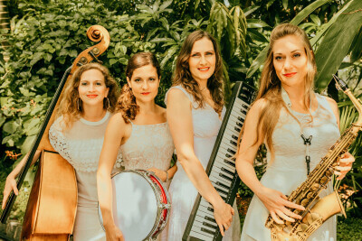 Musikerinnen der Band Evas Apfel