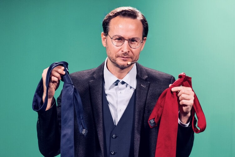 Daniel Urban mit Krawatten