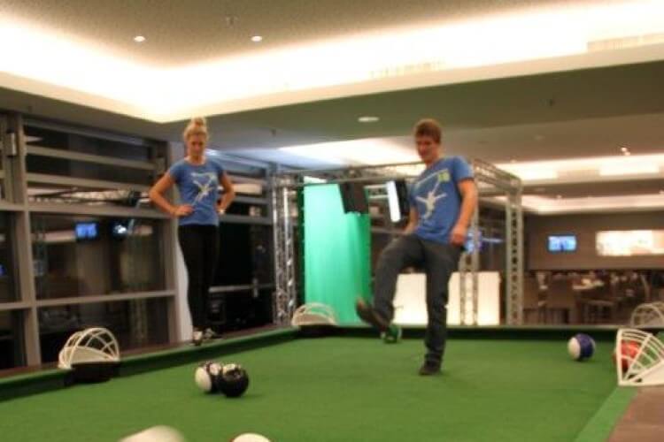 Fußballbillard in Aktion