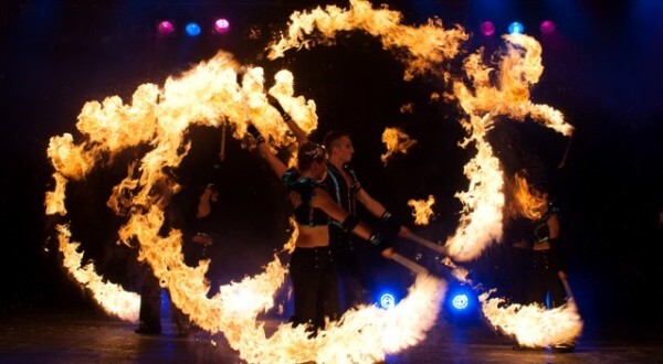Rock, Spice Und Flammen Rock, Spice Und Flammen